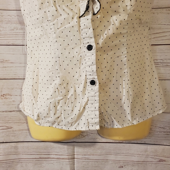 Daytrip Polka Dot Button Down Blouse - Picture 7 of 9